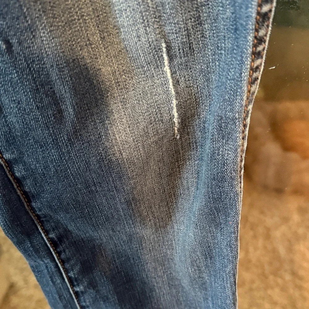 Kut from the Kloth Women 6L High Rise Skinny Jean Medium Wash Distressed Raw Hem